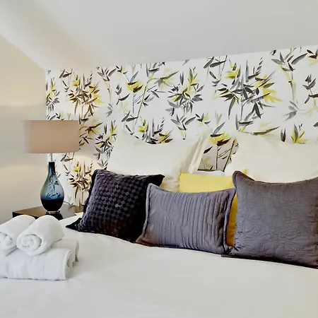 Del Parque Flats - Ollerias Duplex Apartment *