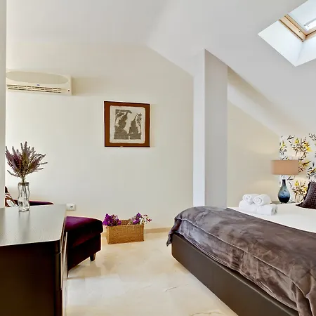 Del Parque Flats - Ollerias Duplex * Malaga